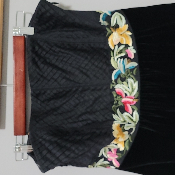 Floreat Strapless Black Silk and Velvet Dress - Picture 4 of 7